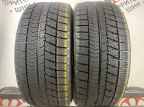 Bridgestone Blizzak VRX R17 215/50