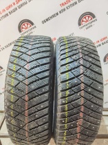 Goodyear Ultragrip Ice Arctic R17 215/65