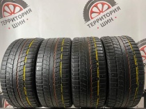 Dunlop Winter Ice 01 R17 235/45