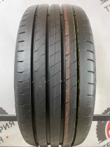 GoodYear Effecient Grip Perfomance 2 R17 225/45