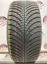 Goodyear Vector 4Seasons R17 225/45