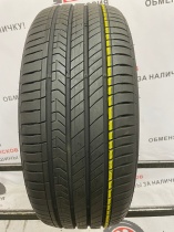 Kumho Majesty 9  Solus R18 235/55 104W