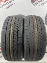 Bridgestone Blizzak VRX3 R17 215/45