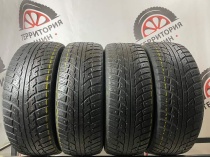 Kumho IzenRV Stud R17 225/65