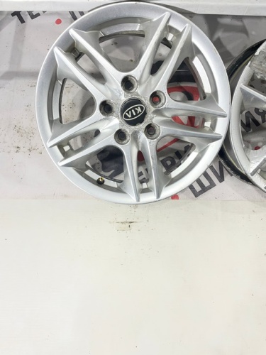 Диски литые KIA  R15 5х114.3 ET45 ЦО67.1 5.5J