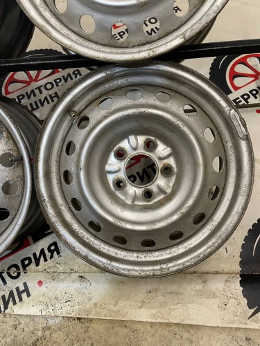 Диски штампованные 16 5*114,3 6,5J ET41 ЦО 67,1