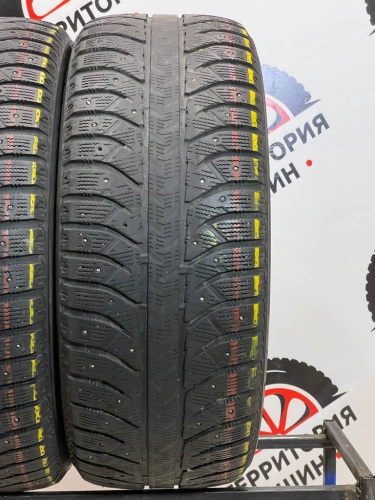 Bridgestone Ice Cruiser 7000 R18 255/55