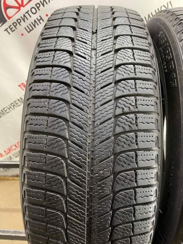 Michelin Latitude X-Ice North 3 R17 215/65