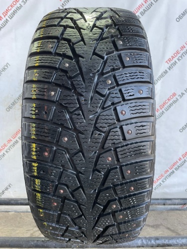 Maxxis ArcticTrekker NP3 R17 215/50