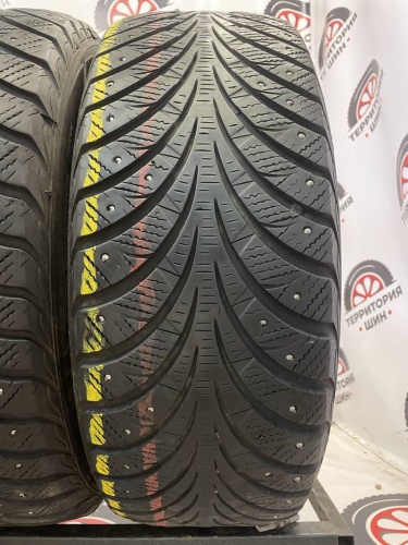 Goodyear UltraGrip Extreme R16	205/55