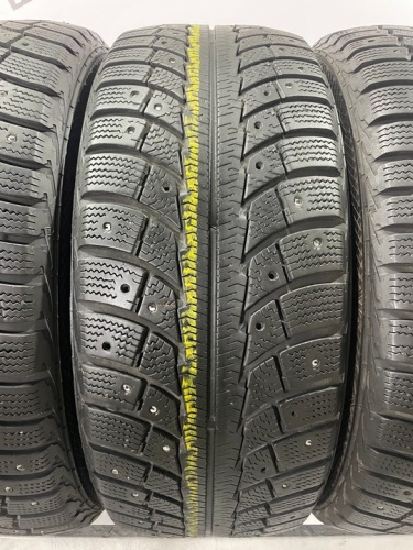 Gislaved Nord Frost 5 R16 215/55