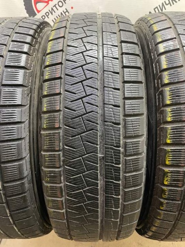 Pirelli Ice Asimmetrico R16 205/65.