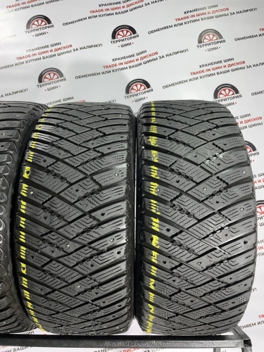 Goodyear  Ultragrip Ice Arctic 245/45 R18