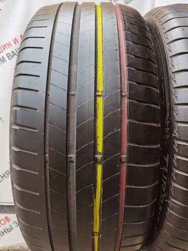 Bridgestone t005 R19 245/45.