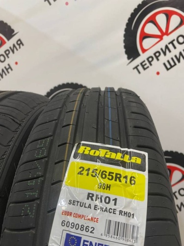 Rotalla Setula E-race RH01 215/65/16