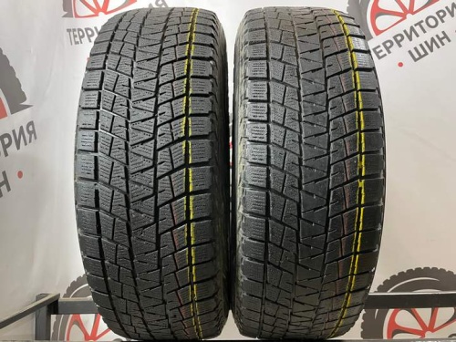 Bridgestone Blizzak DM-V1 R16 225/70