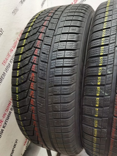 Hankook Winter I'Cept Evo2 W320A SUV R18 235/55