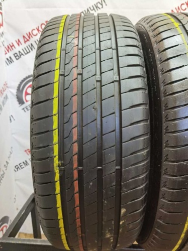 Firestone Roadhawk 225/45 96W R19