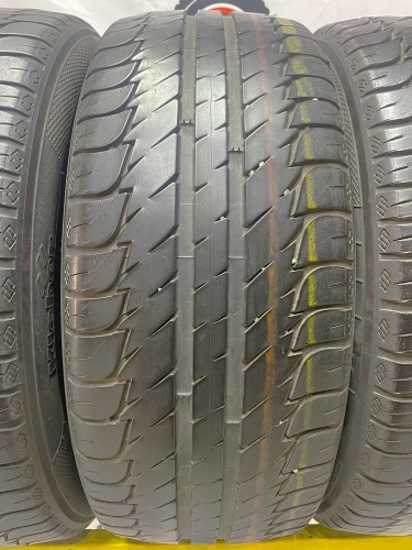 Kleber Dynaxer HP3 R17	205/50