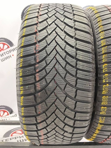 Bridgestone Blizzak LM005 225/50 R17