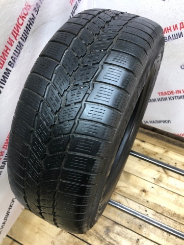 Michelin Agilis 51 R16	215/60