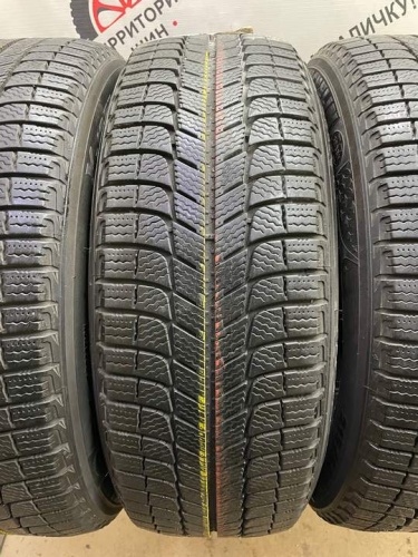 Michelin X-Ice 3 R17 215/60