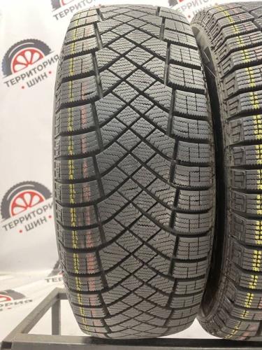 Pirelli Ice Zero FR  R15 195/65