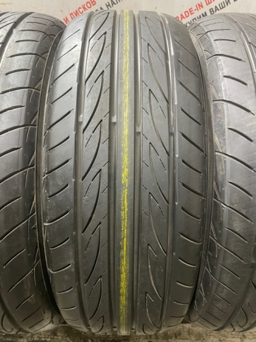 Yokohama Advan Fleva V701 R17 215/55