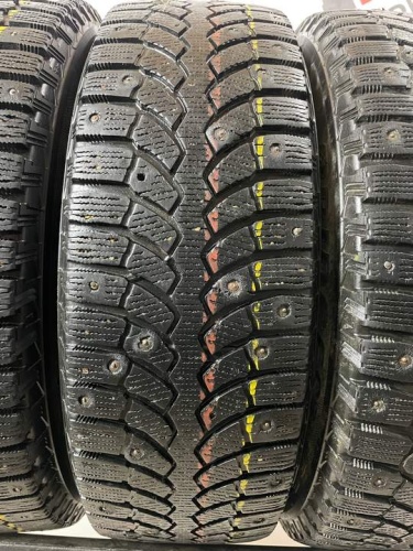 Bridgestone BliZZak Spike01 R15 185/65