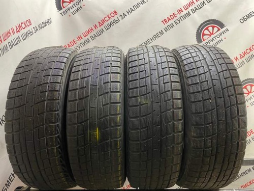Yokohama Ice Guard IG30 R17 215/60