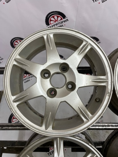 Литье KIA 4*100 ЕТ45 5J  ЦО56.1 R14