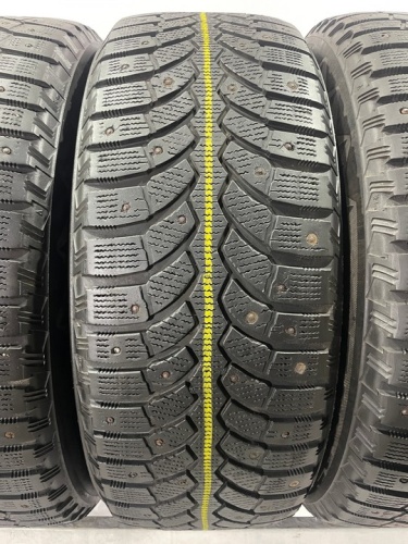 Bridgestone Blizzak Spike-01 R16 205/60