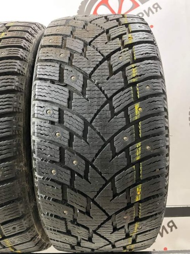 Delinte Winter WD42 R18 235/45