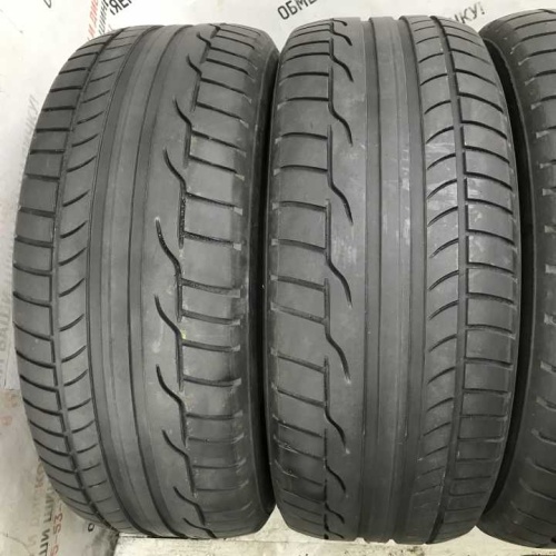 Dunlop Sport Maxx RT R17 235/55