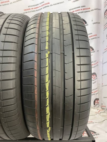 Pirelli P Zero pz4 R20	245/40