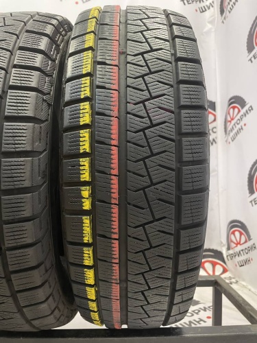 Pirelli Ice Asimmetrico Plus  R14 175/65