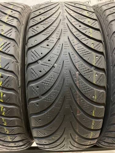 Sava Eskimo Stud R16	 205/55