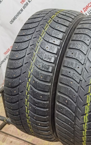 Bridgestone Ice Cruiser 5000 215/55 R16