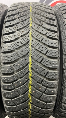 Michelin X-ice North 4 R16 215/60