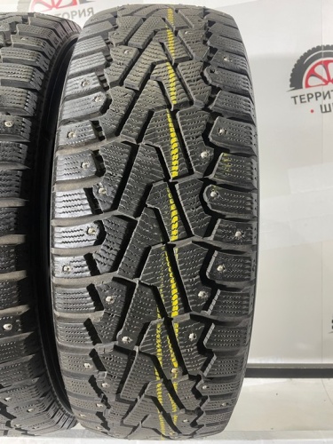 Pirelli Ice Zero R17 215/65