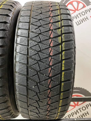 Bridgestone Blizzak DM-V2 R19 225/55