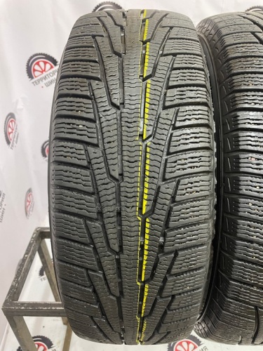 Nokian Hakkapeliitta R 215/65 R16 102R