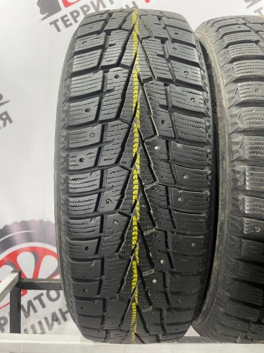 Nexen Winguard WinSpike R17 215/60