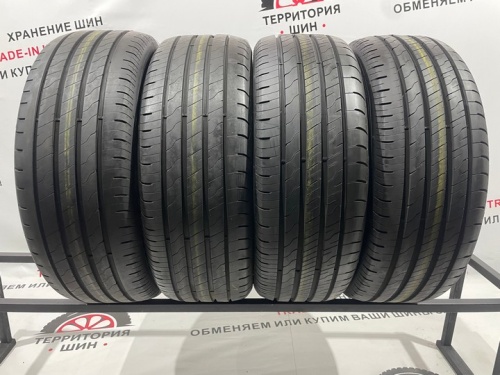 Goodyear EfficientGrip R17 215/55