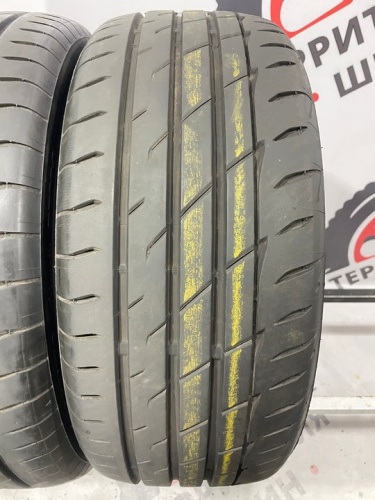 Bridgestone Potenza Adrenalin RE004 R17 215/45