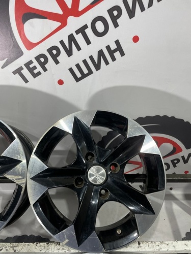 Диски литые R15 4x114.3 et39 57.1