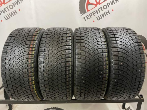 Michelin X-Ice North 4 R19 255/35