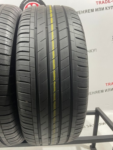 Goodyear EfficientGrip R17 215/55