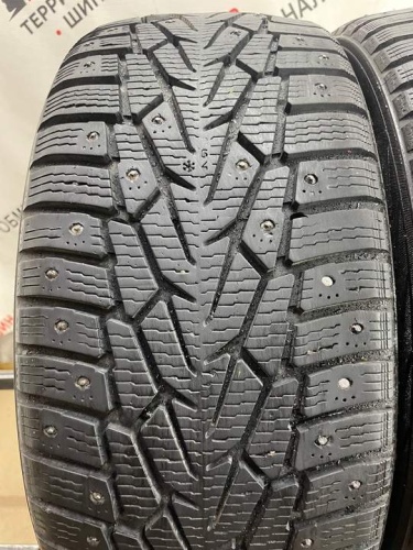 Nokian Nordman 7 R17 215/50