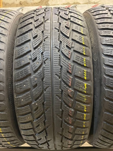 Kumho I'Zen RV Stud KC16 R19	255/50